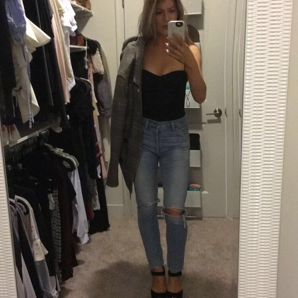 Meet your Posher, Kat - Picture 4 of 4